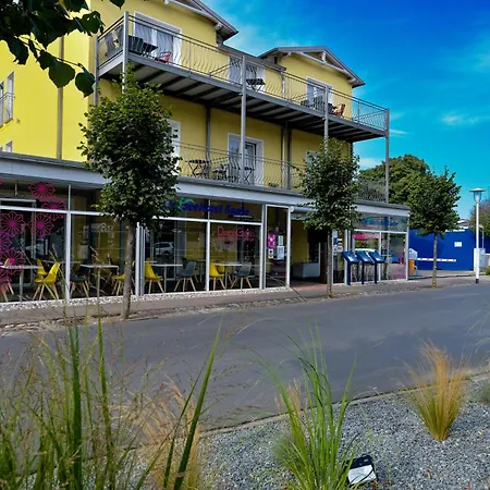 Ostseehotel Family & 3*